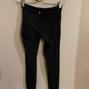 Full length mid-rise lululemon leggings